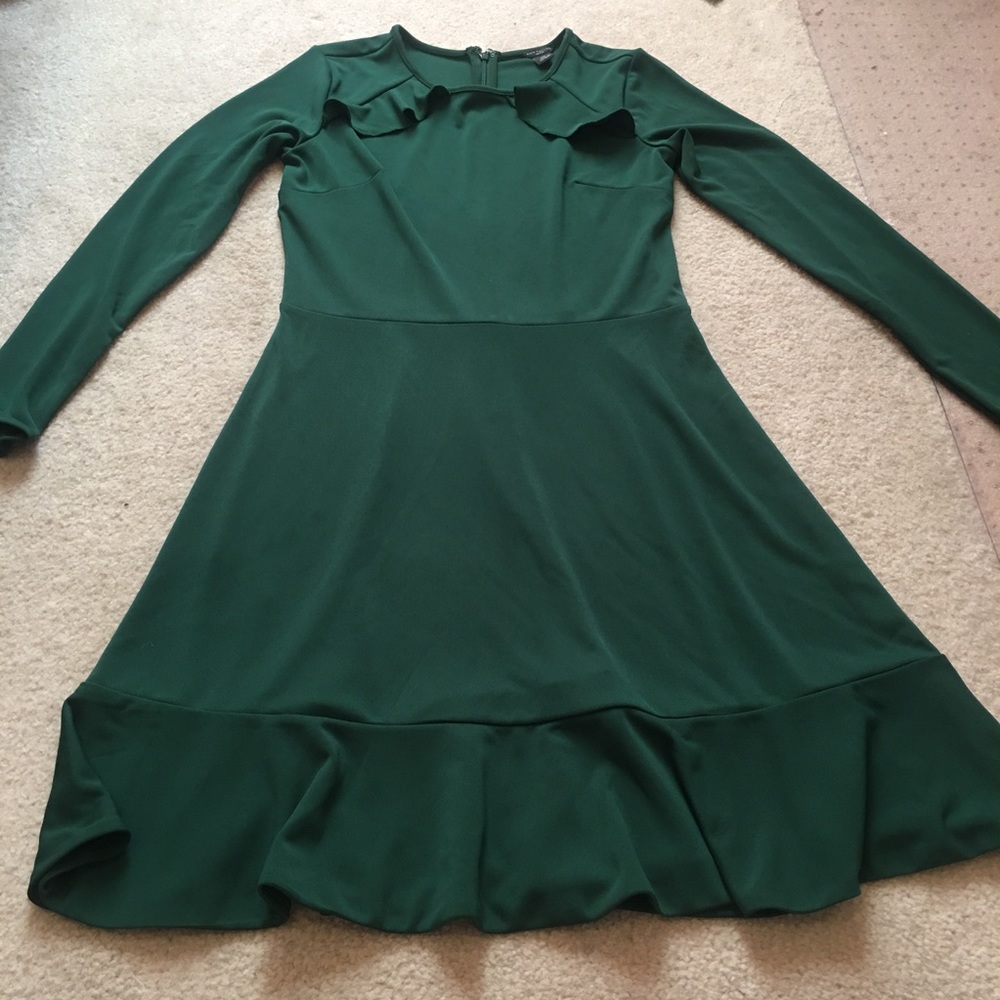 Green Festive Holiday Dress ‼️